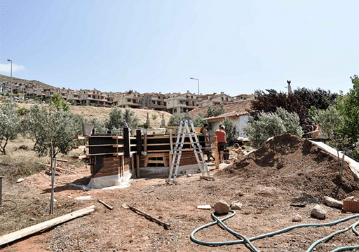 RAMMED EARTH OVEN THE OLIVE TREES